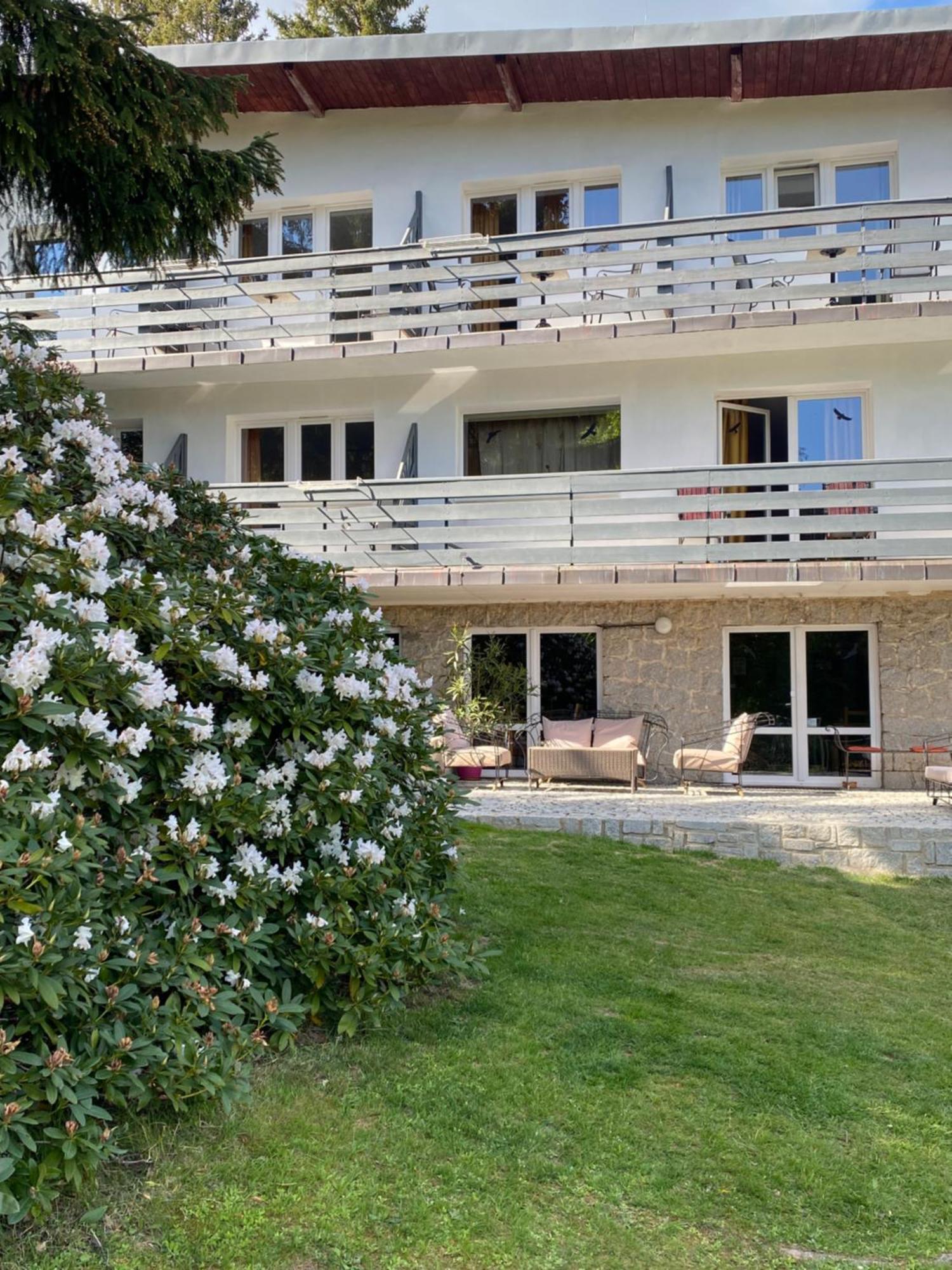 Marant Apartahotel *